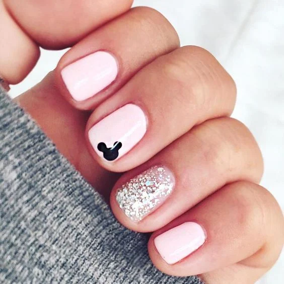 disney nails8 2